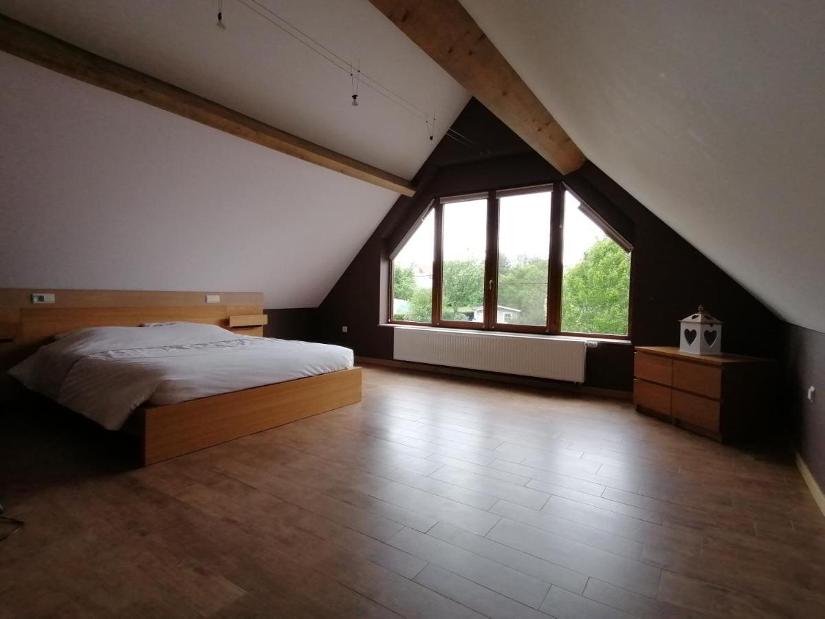 L'Atelier D'Arthur - Gite Chaleureux Avec Jacuzzi. Tenneville エクステリア 写真